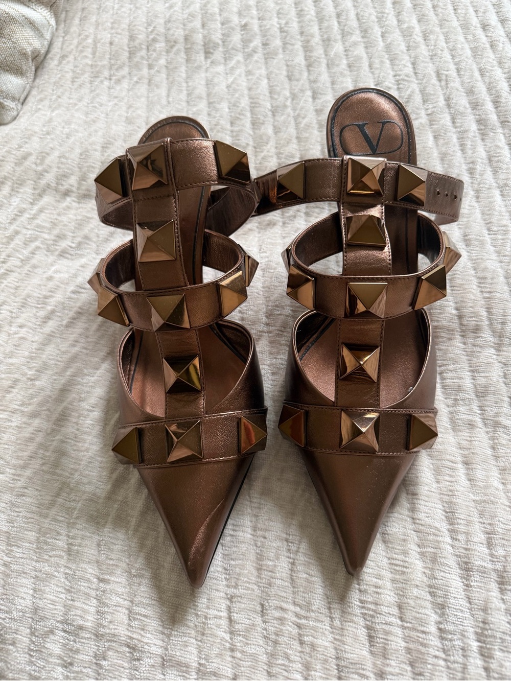 Valentino Garavani Bronze Pyramid-Stud Pointed Slingback Flats - Picture 1 of 5